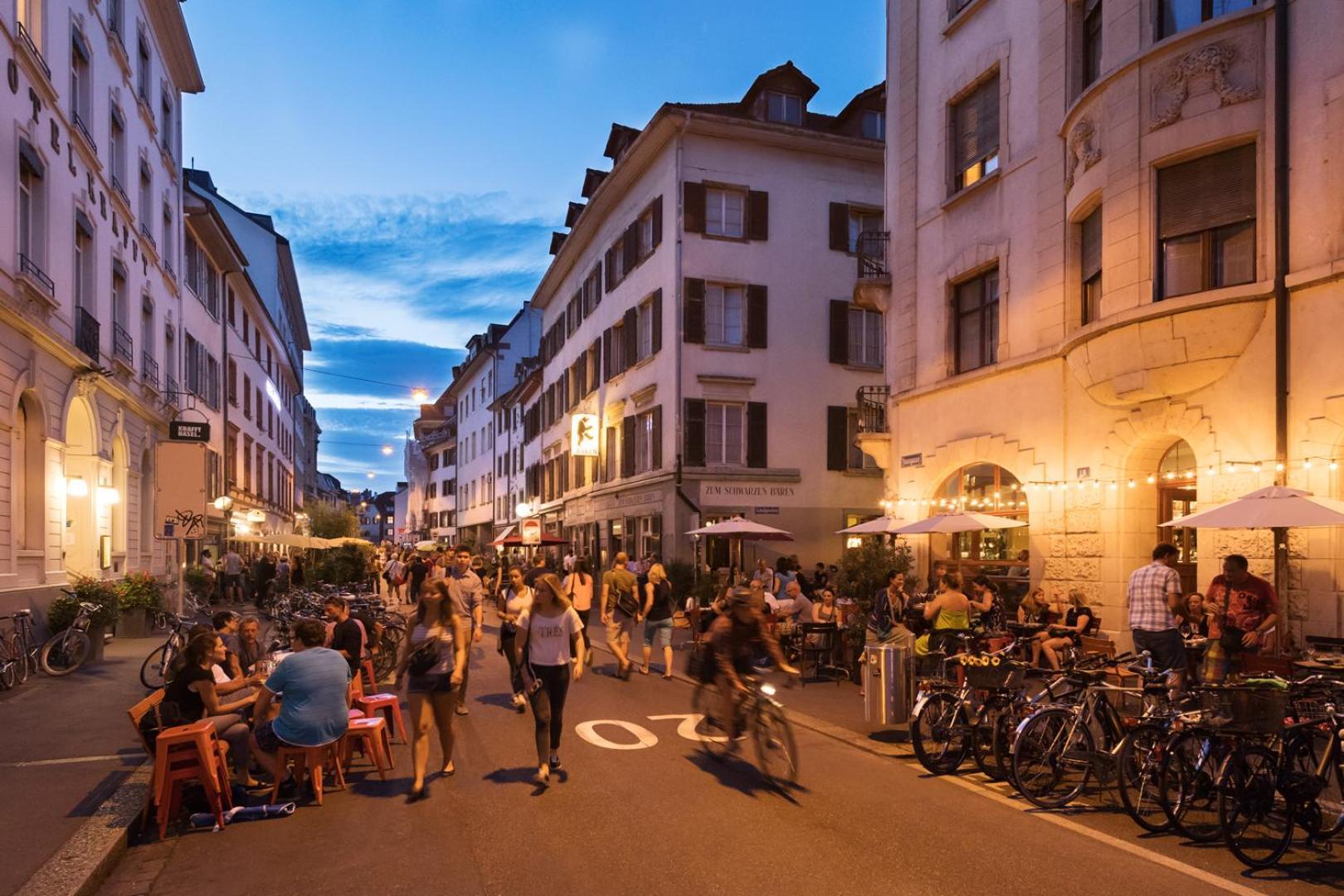 Special Modern Lisa Apartment Basel, Bahnhof Grossbasel 10-Star מראה חיצוני תמונה